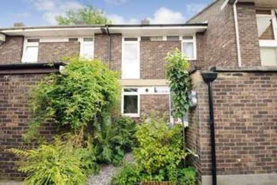 3 bedroom Terraced f...